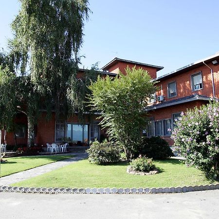 Hotel Ristorante Paladini Carisio Eksteriør bilde
